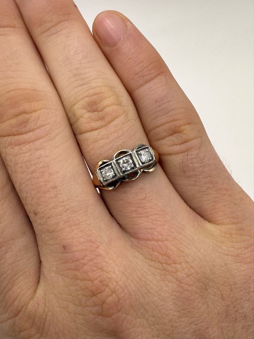 Złoty pierścionek antyk 585 z diamentami 0,30ct VS1-Si1/G-I