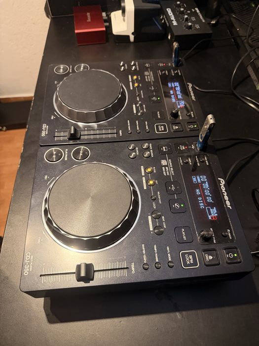 Par de Leitores Pioneer CDJ-350 - Totalmente Operacionais