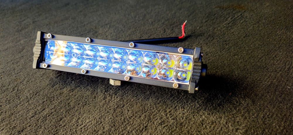 Farol LED para moto