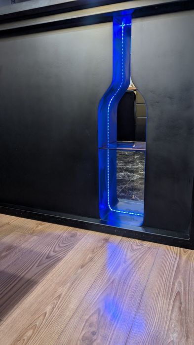 Barek półki na alko / kieliszki