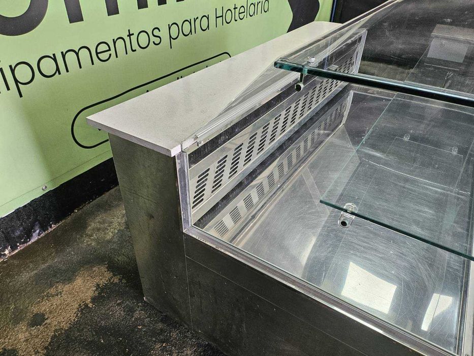Vitrine refrigerada como nova