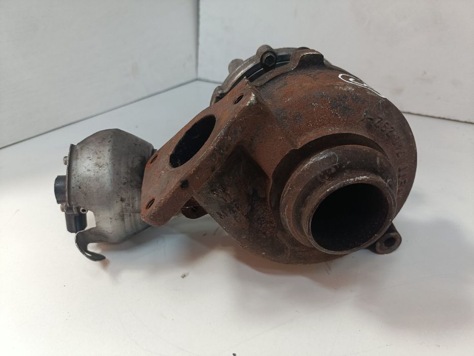 Turbo / compressor PEUGEOT 407 (6D_)