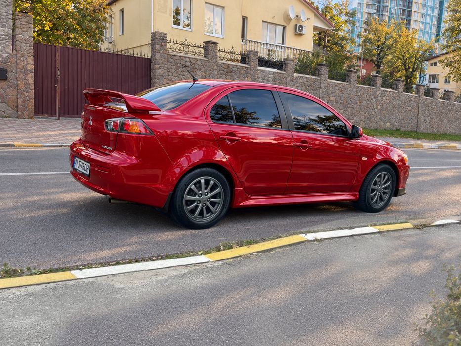 Mitsubishi Lancer X 2011