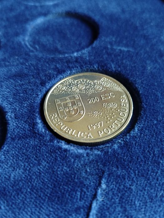 Moeda comemorativa de 200 Escudos- Padre Luís Fróis