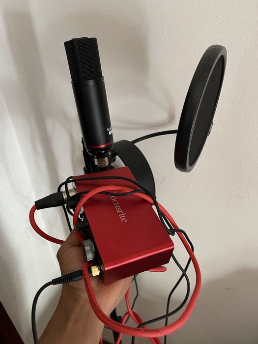 Scarlett 2i2 solo studio