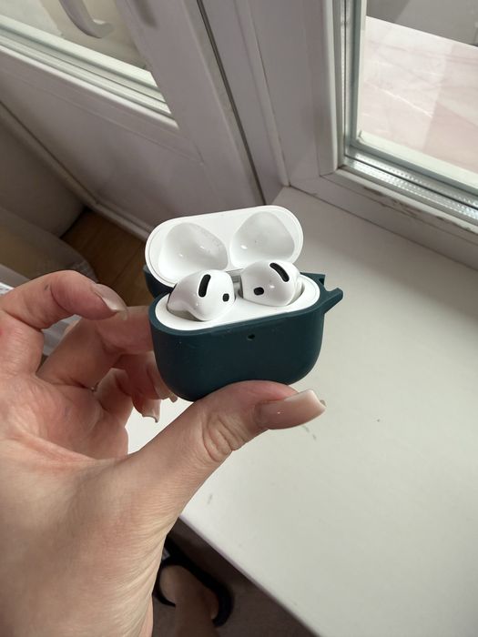 AirPods 4  Оригінал