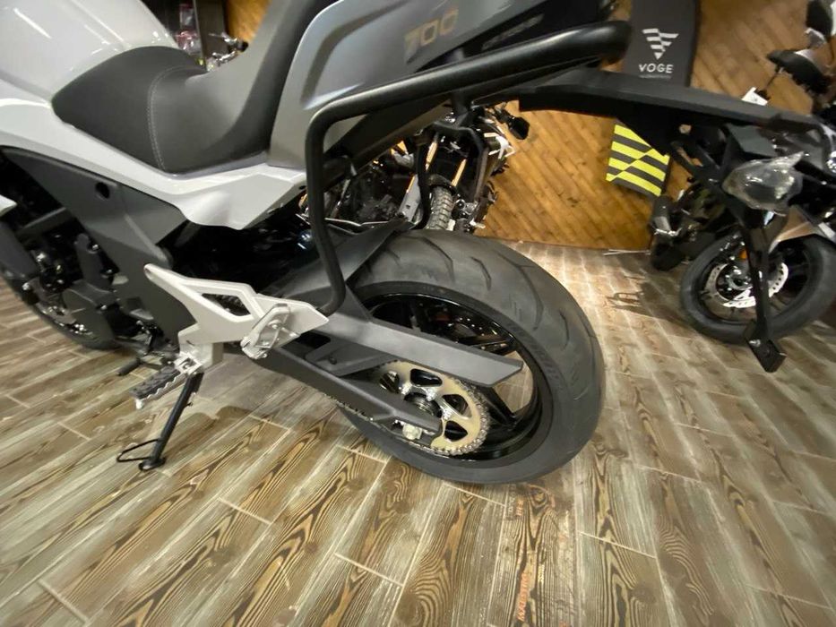 Мотоцикл CFMOTO 700MT