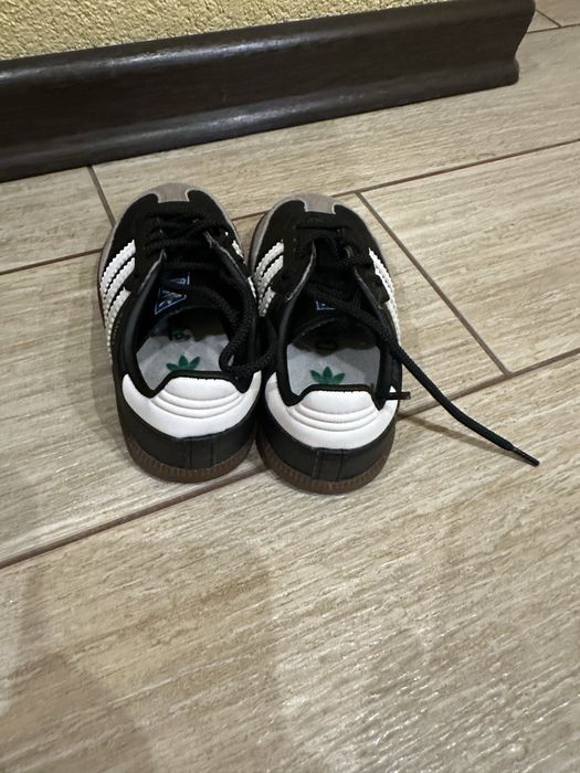 кроси адідас