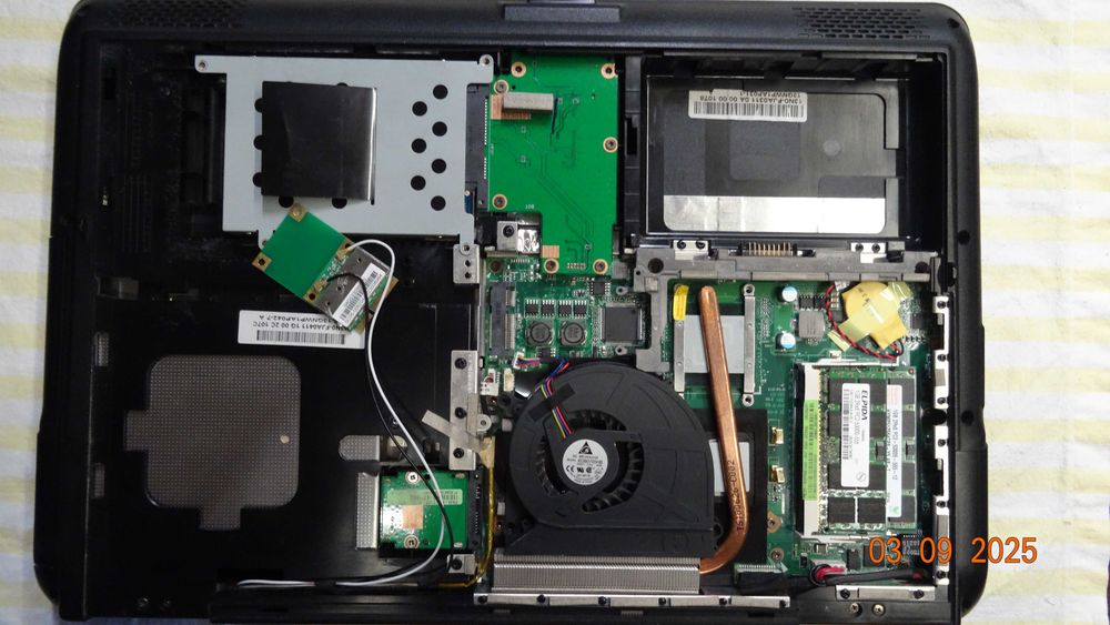 ноутбук ASUS K50C на запчастини