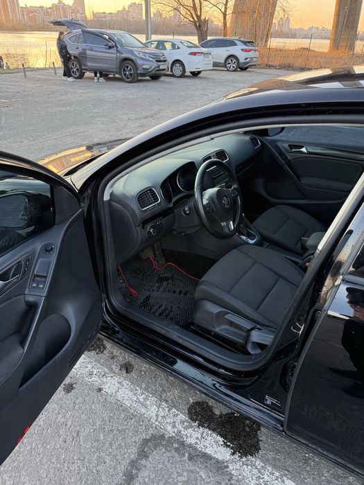 Гольф 6 1.4 tsi 2011