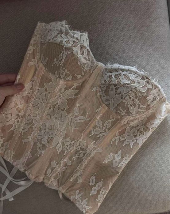 Неймовірний корсет