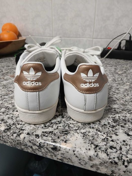 Adidas superstar