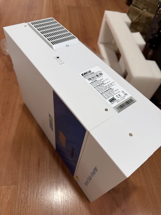 Інвертор EASUN 6.2kw 48v