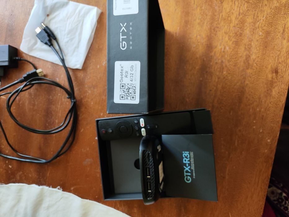 Медіаплеєр Geotex GTX-R3i 4/32 GB  приставка