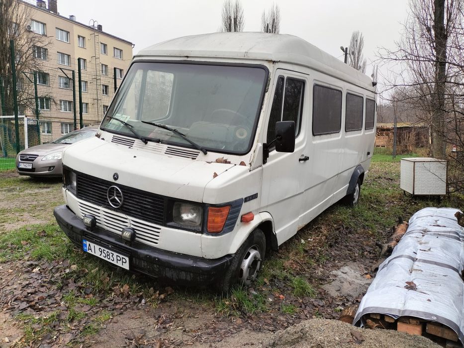 Продам бус Mercedes Benz 410D