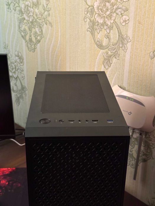 ИГРОВОЙ ПК КОМПЬЮТЕР Cpu 3.5GHz / 16 ОЗУ / Rx 6700 XT 12 Gb / Ssd 512