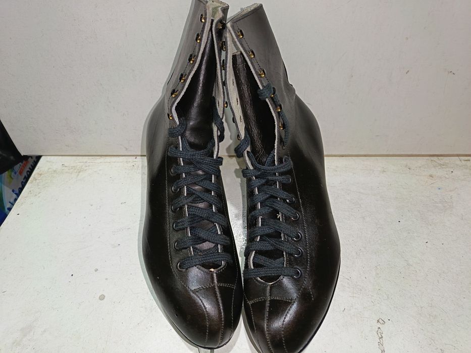 Łyżwy figurowe skóra rozmiar 41