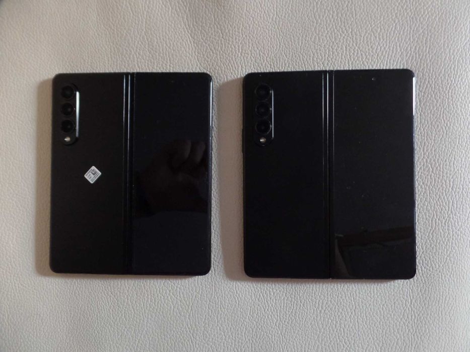2x Samsung Galaxy Z Fold3 5G – 512GB + 256GB – Bom estado – VENDO O CONJUNTO