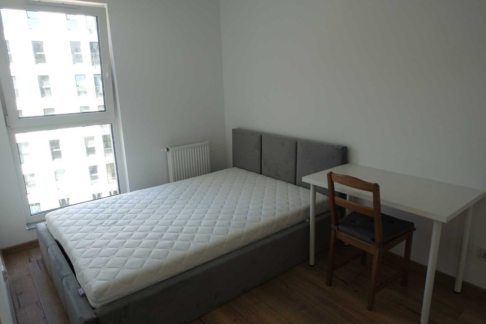 Stylowy apartament z ekranem kinowym – 6 sierpnia 19A