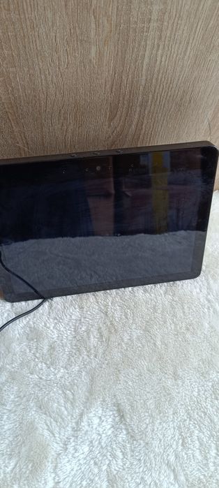 Inteligentny głośnik z wyświetlaczem Amazon