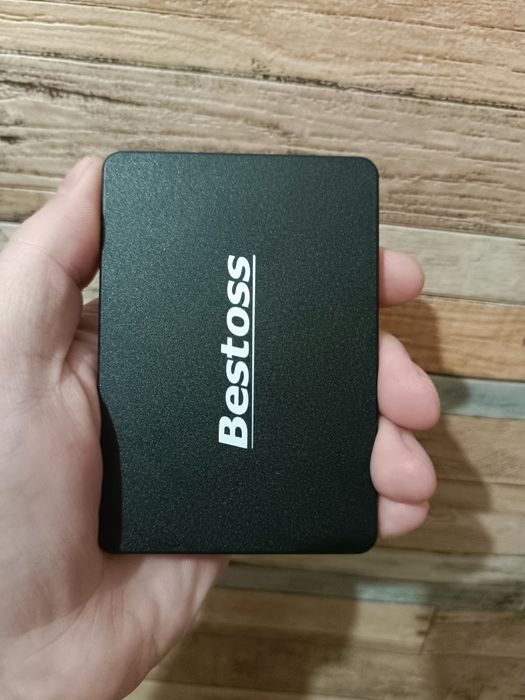 Ssd 250gb bestoss состояние новое.