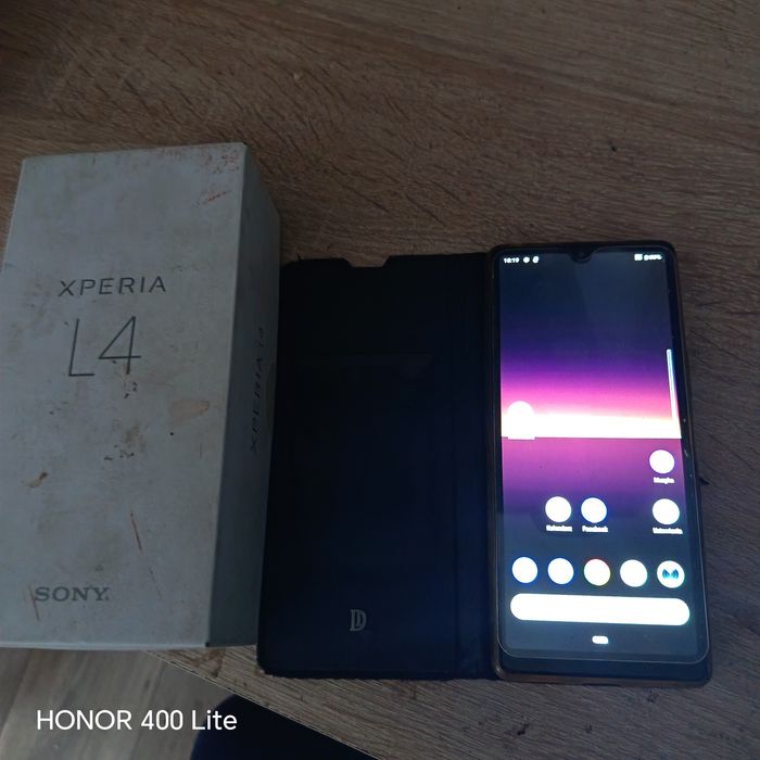 Sprzedam telefon Sony Xperia l4