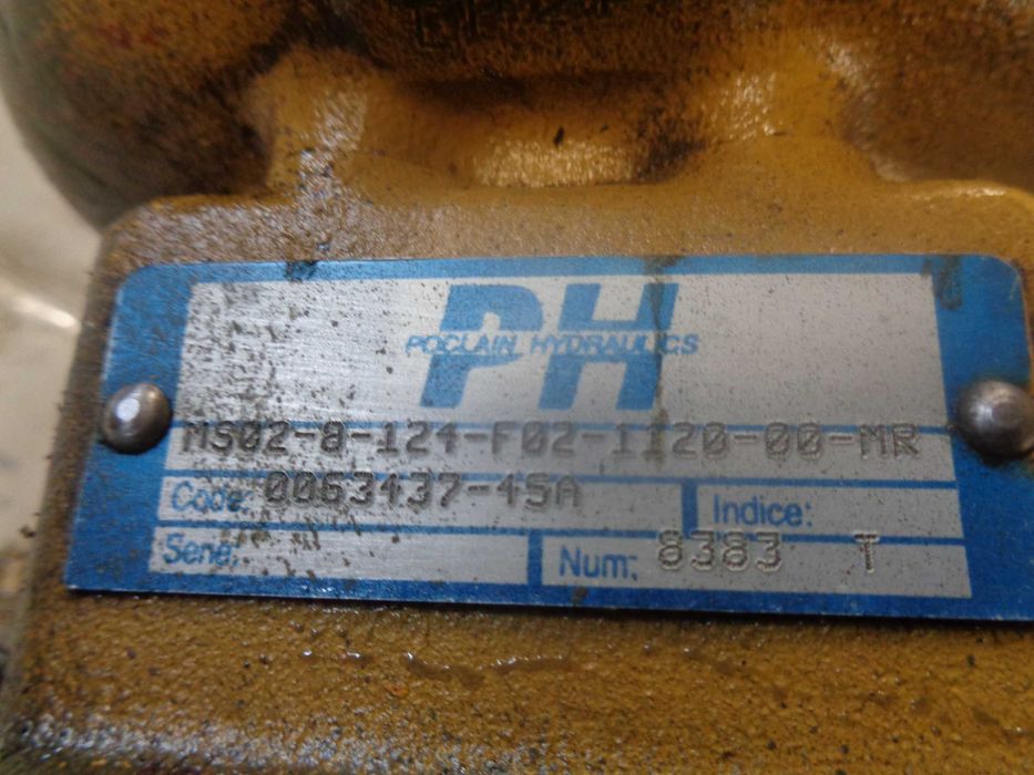 Hydromotor hydrauliczny silnik jazdy POCLAIN Hydraulics MS02-8-124