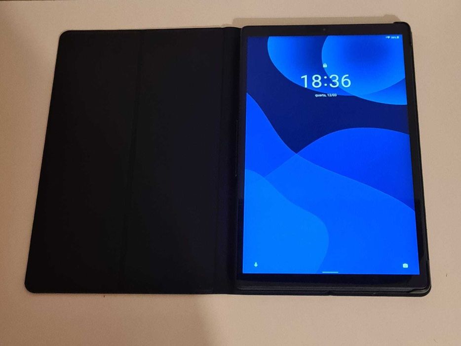 LENOVO M10 HD Tablet + Folio Case64309746397954122