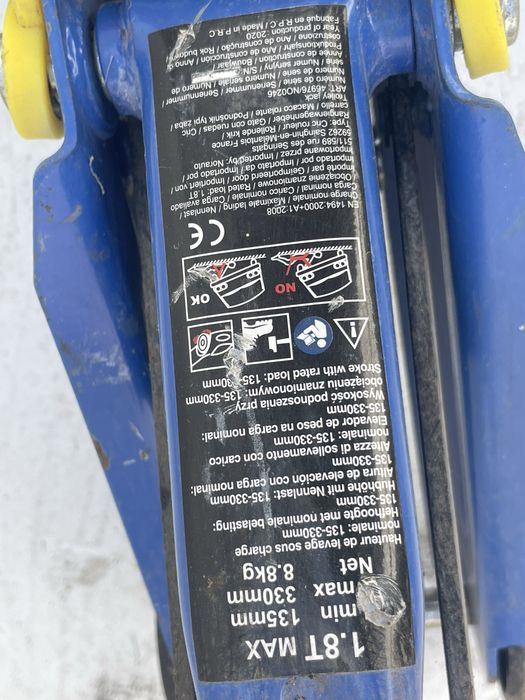 Macaco para carro 1,8T