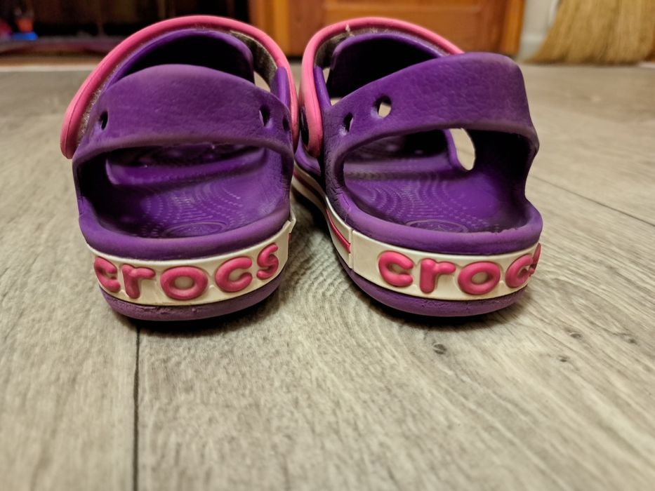 Босоніжки для дівчинки