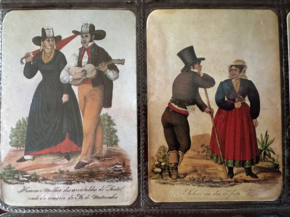 Calendários de Trajes Típicos Portugueses