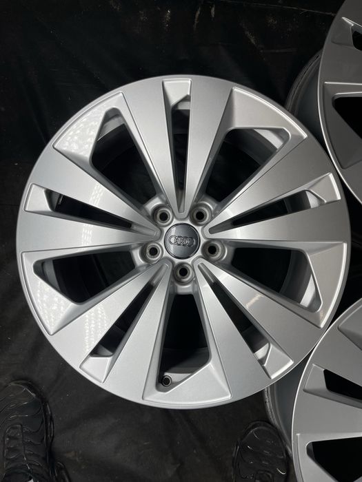 Диски R19 5x112 Et20 8.5J. Audi Q8 Q7 Q5 A8 A7 A6 A5 E-tron Tiguan