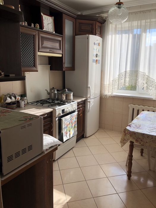 Оренда квартири кімнати Сихів Іскра на підселення в окрему кімнату