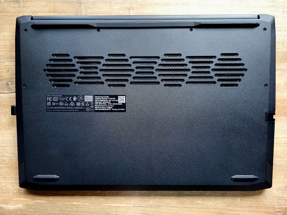 Ноутбук ігровий Lenovo IdeaPad Gaming 3 15ACH6 (82K201B9RA) Black