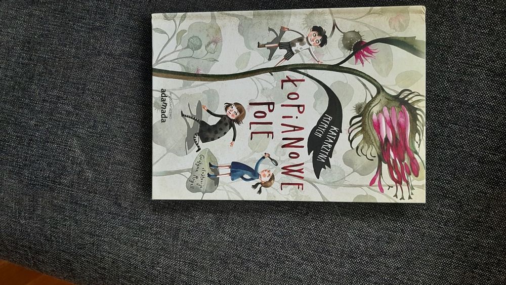 Książka "Łopianowe pole" Katarzyna Ryrych