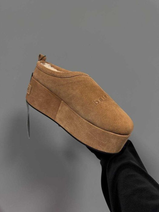 Угги Balenciaga Alaska Soft Platform Mules Chestnut Black / замшеві