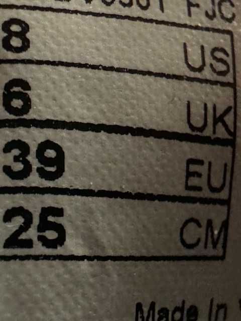 sportowe buty damskie New Balance