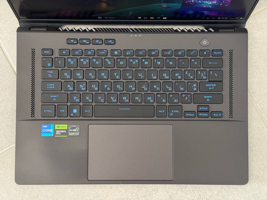 Asus ROG Strix Zephyrus i7-13620H/RTX 4070/16GB RAM