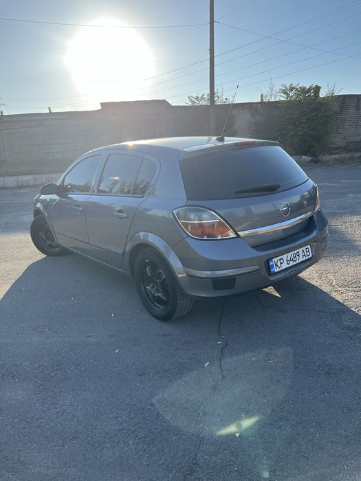 продам Опель Astra H