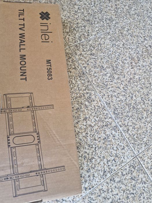 suporte de parede inclinável para TV da marca Inlei, modelo MT5083