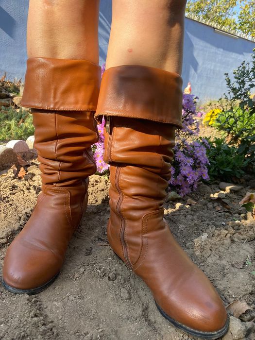 Чоботи зимові жіночі