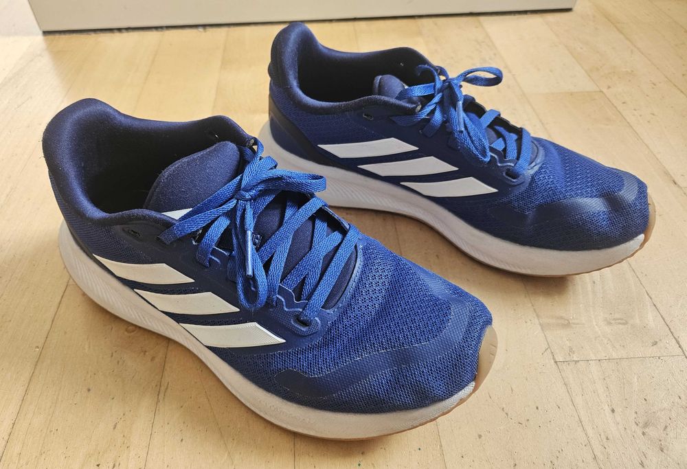 Materiałowe adidasy marki Adidas rozm. 37 1/3