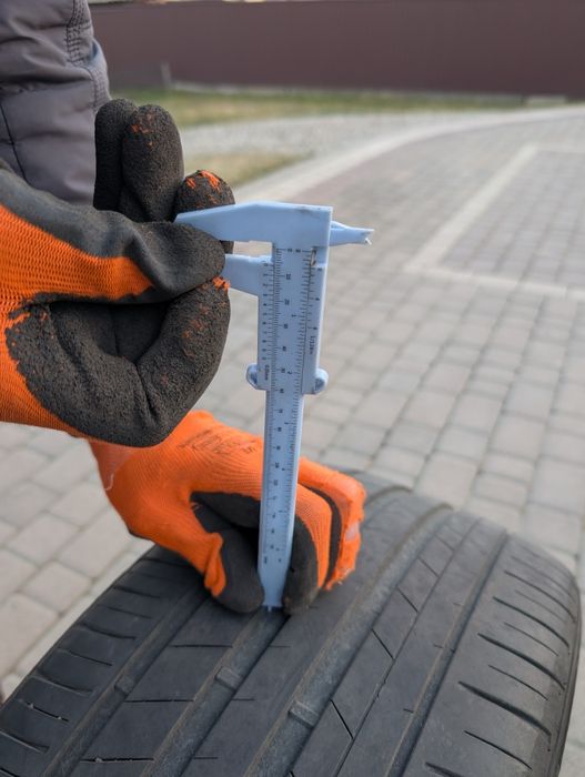 Habilead HeadKing S2000 255/35R20