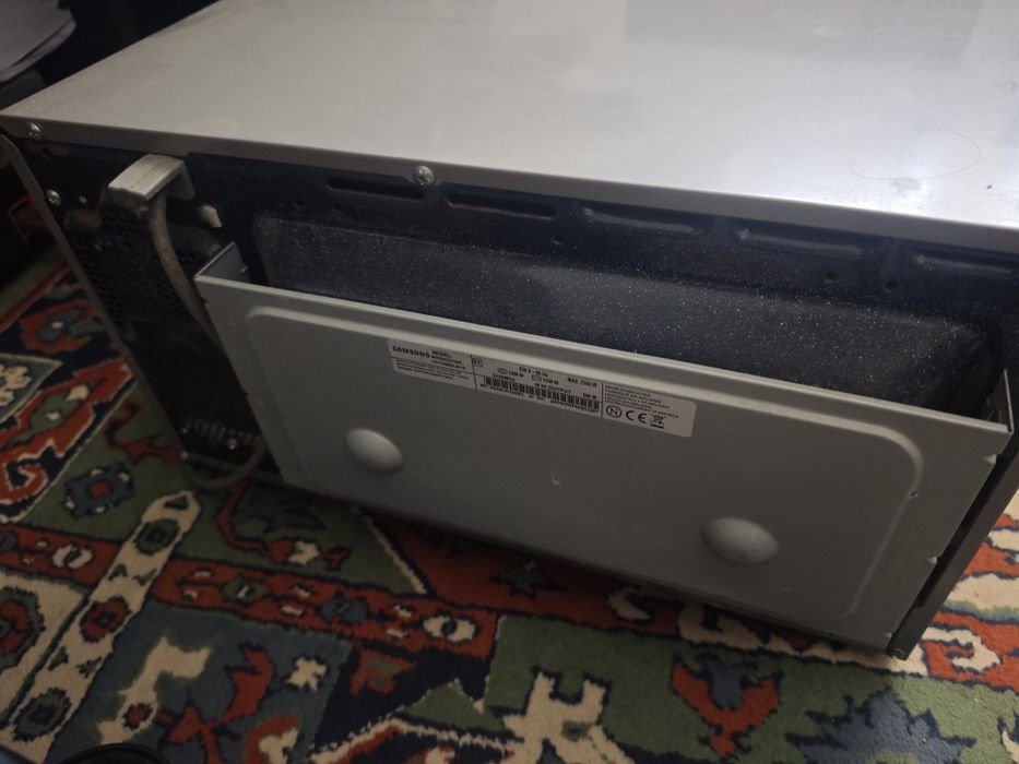 Micro-ondas Samsung Grill/Combi – excelente estado