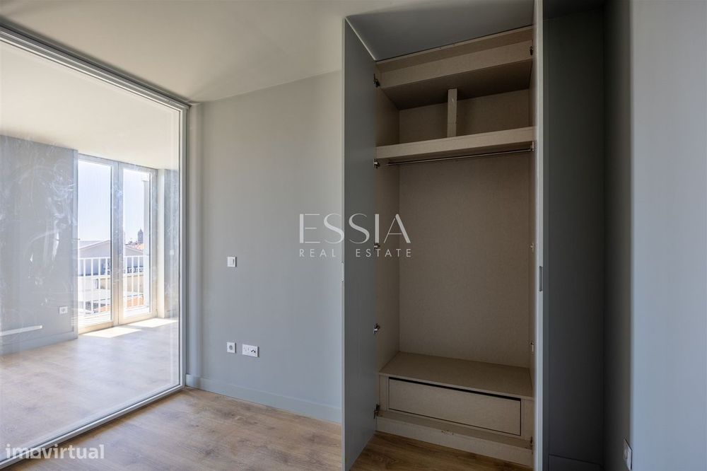 Apartamento T1 com Varanda junto ao Marquês
