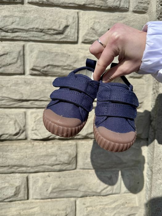 Нові дитячі кросівки 20 розмір | не носили | вигідно