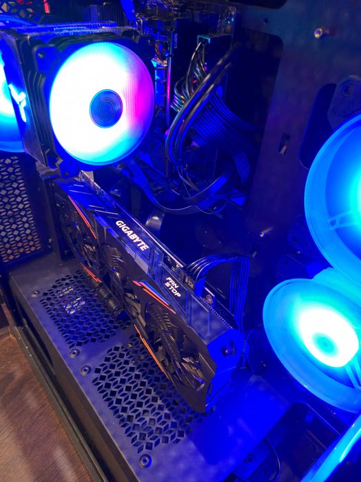 Komputer gamingowy Win11 AM5 Ram 16gb R5 8500G Nvidia 1070 8gb VRam