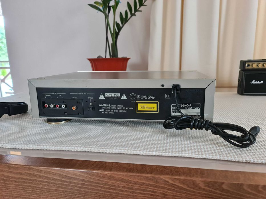 Програвач Denon DCD-1290 20-bit Audio-CD