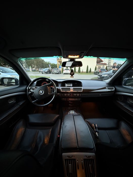 BMW 7 E65 730D Polift