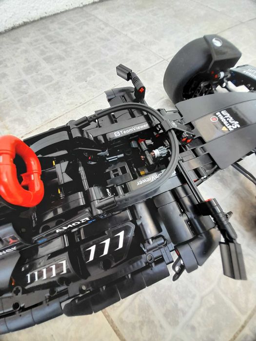 LEGO TECHNIC Mercedes-AMG F1 W14 E Performance